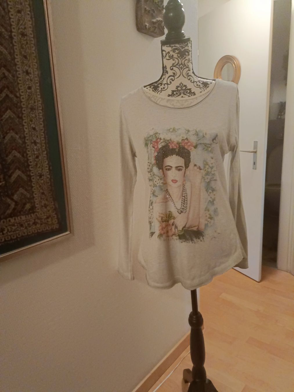 Camicette: Frida Kahlo Bluse – Usato da Schaffhausen venduto da sim_j822