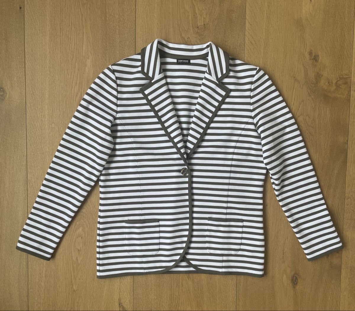 Gerry Weber Giacche: Jacke/Blazer (Gerry Weber) – Nuovo (secondo la descrizione) da Grenchen venduto da M_ina 3