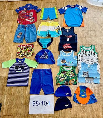 Kinderkleiderpaket Grösse 98/104