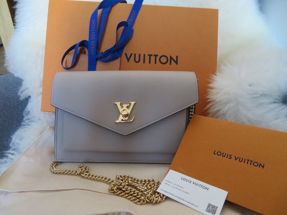 Louis Vuitton MYLOCKME CHAIN POCHETTE greige neu