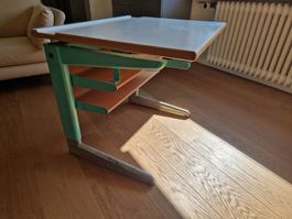 Kinderschreibtisch / Pult 70 × 60 cm Höhe anpassbar