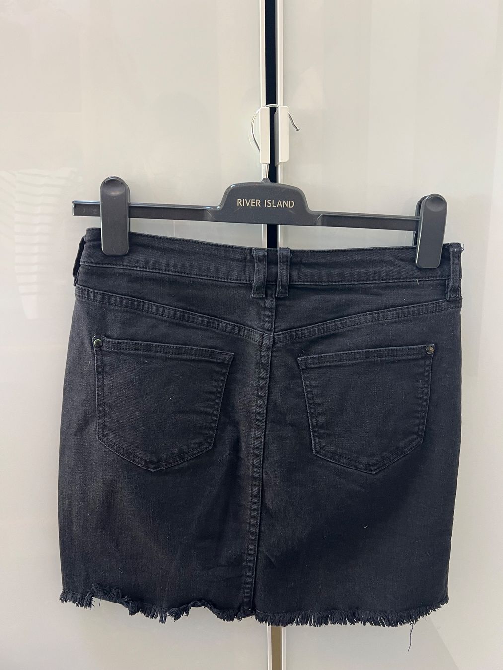 Gonne: Minirock, Schwarz, 38 – Usato da Grindelwald venduto da wand_24 1