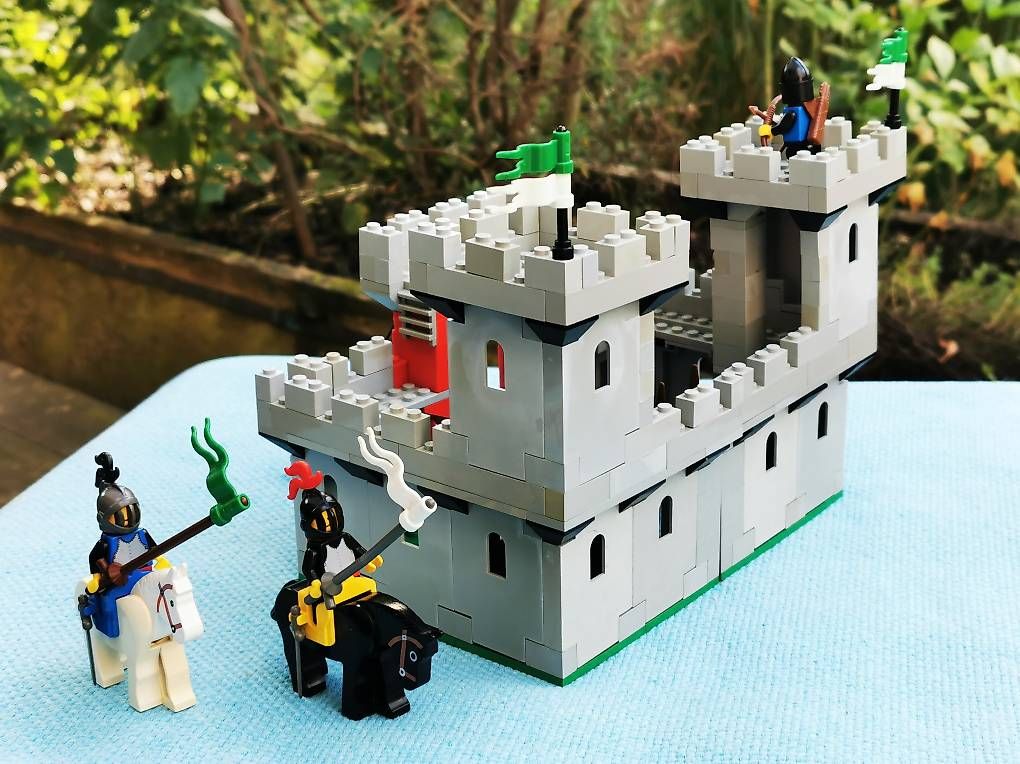 Legoland Baukästen: LEGO 6073 Knight's Castle – Gebraucht aus Ermatingen von Irem77 2