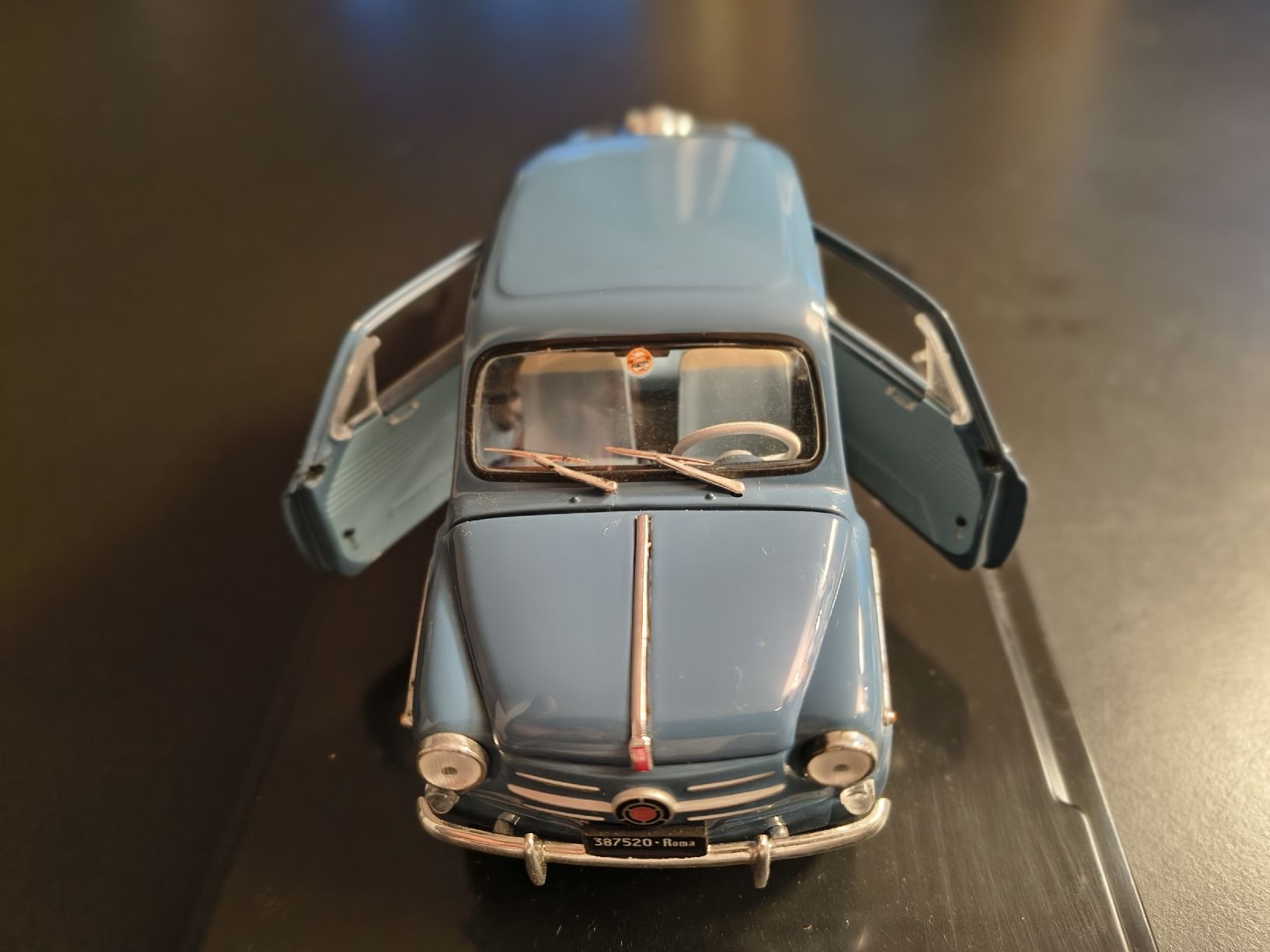 Fiat Modellini d'auto: FIAT 600D (1960) – Nuovo (secondo la descrizione) da Oberglatt ZH venduto da ang_7znb 7