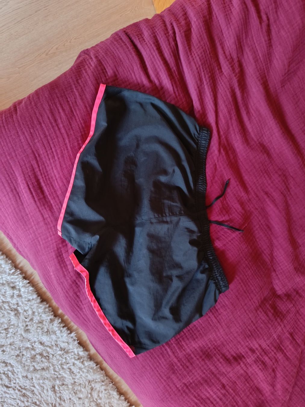 Nike Hosen: Short sport Nike – Gebraucht aus Malleray von oce_d6v9 1