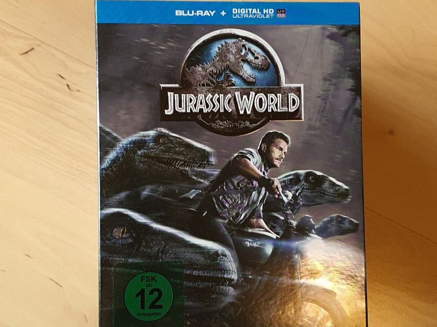 Tutti i DVDs: Blueray Jurassic World – Usato da Altdorf UR venduto da Xaeon