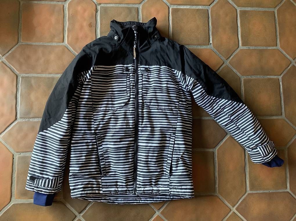 Giacche: Veste hiver/ski taille 146 – Usato da Sierre venduto da babibouchette01