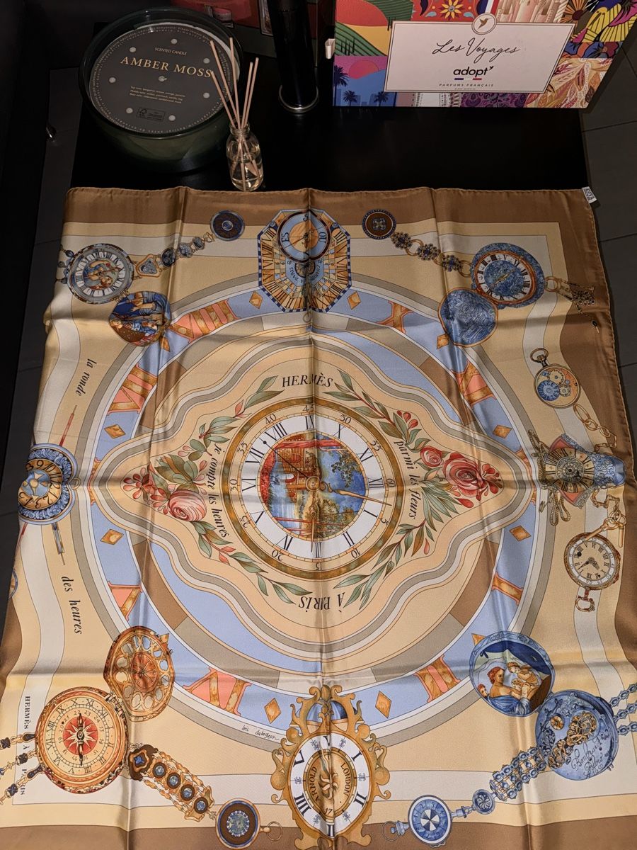 Hermès Foulard & Sciarpe: Foulard Hermès – Nuovo e nell'imballaggio originale da Lausanne venduto da reb_87rc