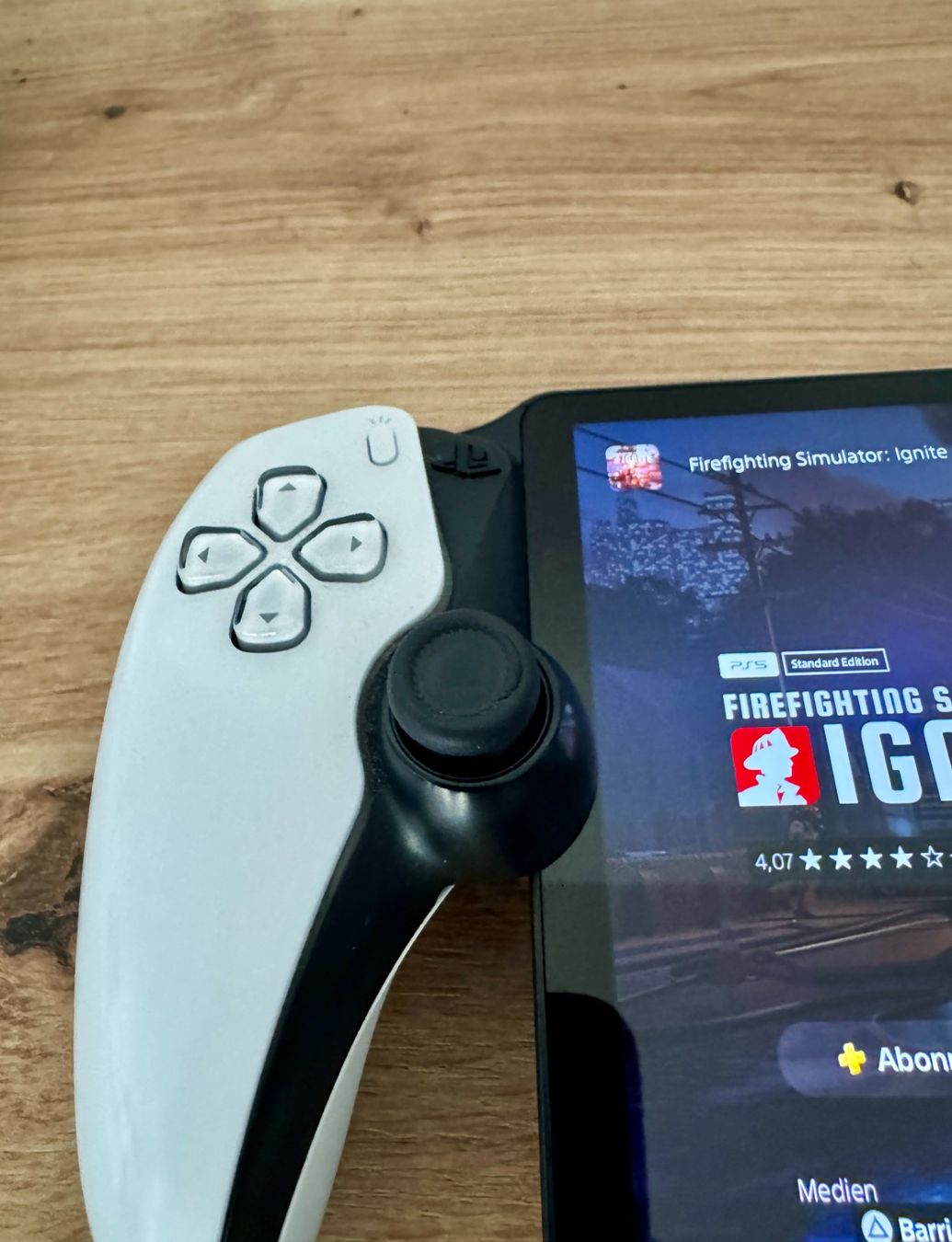 Sony Konsolen: Sony PlayStation Portal Remote-Player – Gebraucht aus Zug von CutOne87 2