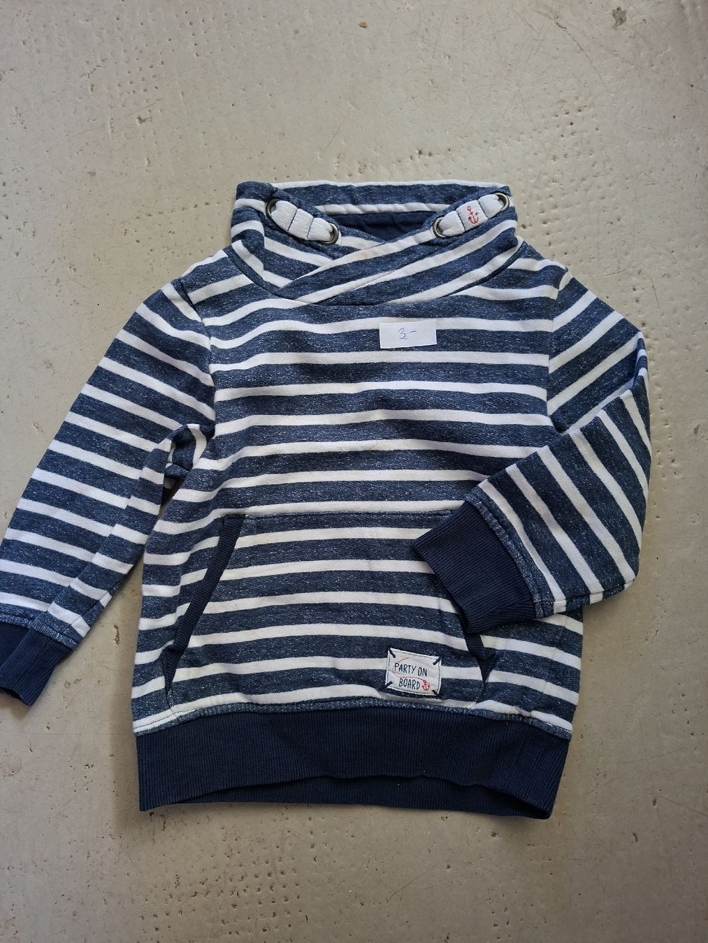 Kleiderpakete & -sets: Lot d'habits garçon taille 98 – Gebraucht aus Boncourt von Adeline_2727 9