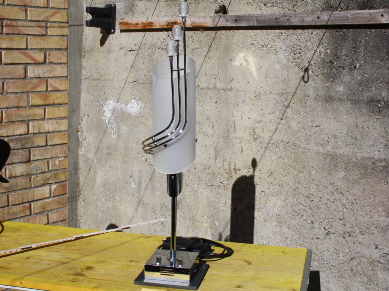 Lampade: DESIGNER LAMPE – Usato da Wauwil venduto da Pneuedy 2