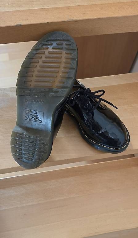 Scarpe da uomo: Doc Martens 1461 (T.37) – Usato da Chêne-Bougeries venduto da jdep 2