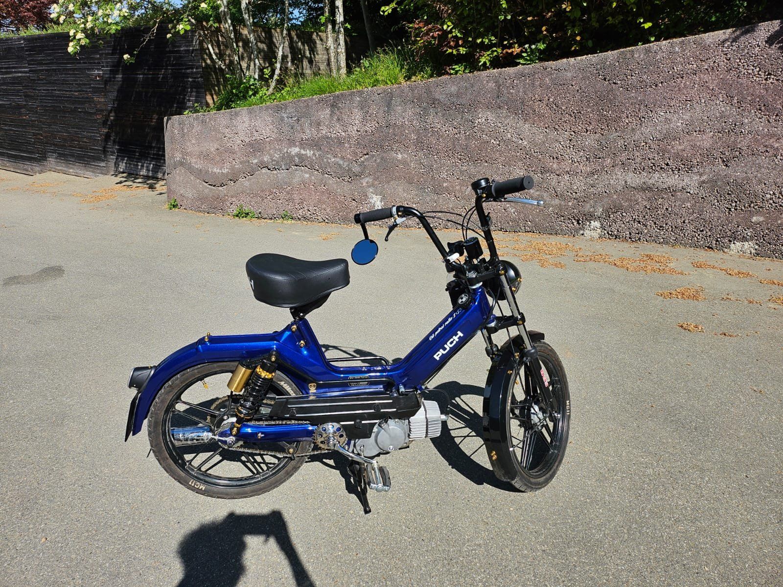Puch Ciclomotori: Puch Maxi S mit BMW Lack – Usato da Niederteufen venduto da Beuzi