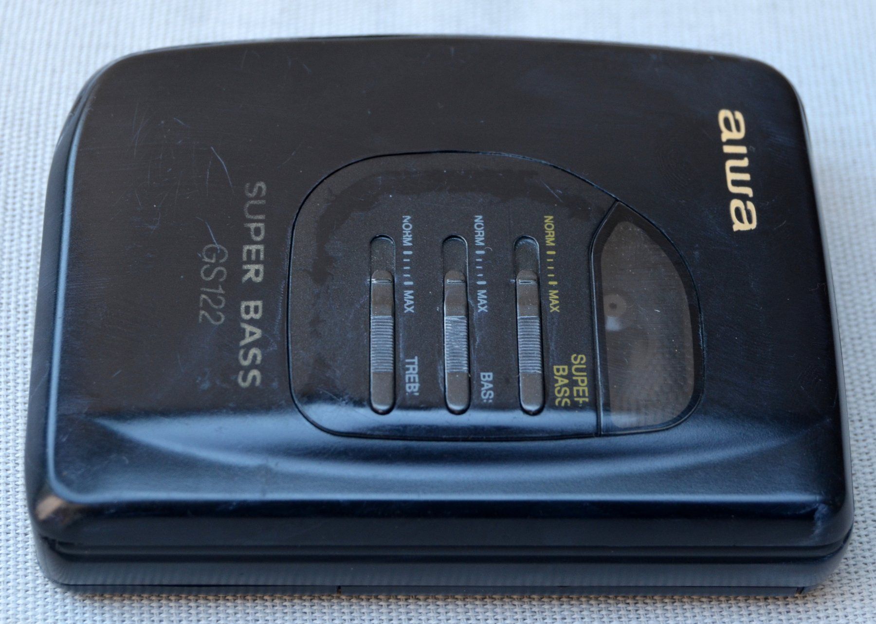 Aiwa Lettore multimediale portatile: Aiwa GS122  Walkman – Usato da Collonges venduto da arashee