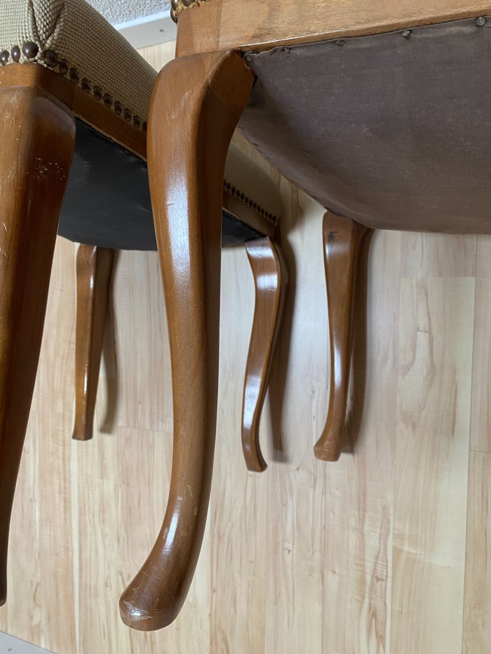 Sgabelli: Zwei antike Gobelin-Hocker – Usato da Landquart venduto da Pst3 3