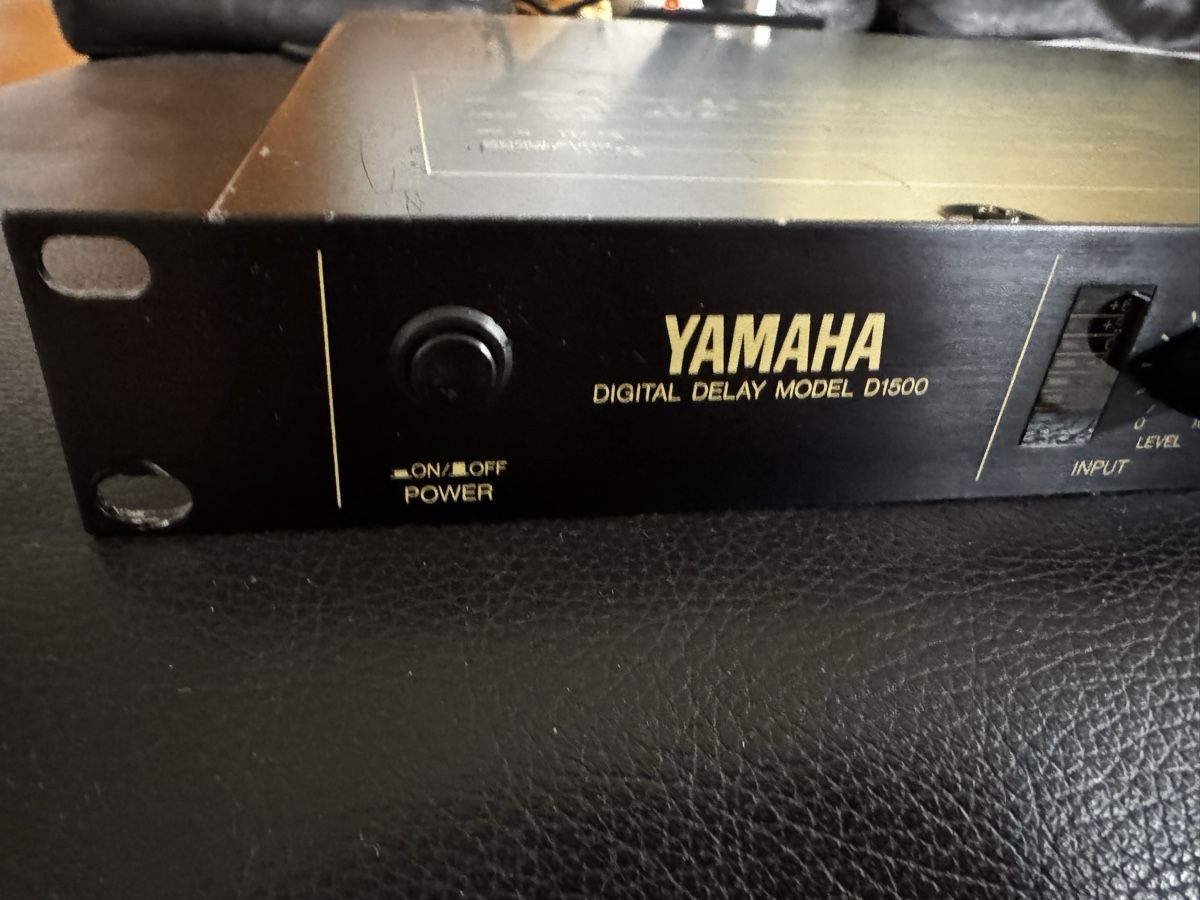 Yamaha Strumenti musicali: Yamaha D1500 - Top Delay! – Usato da Zürich venduto da 1cut2 1