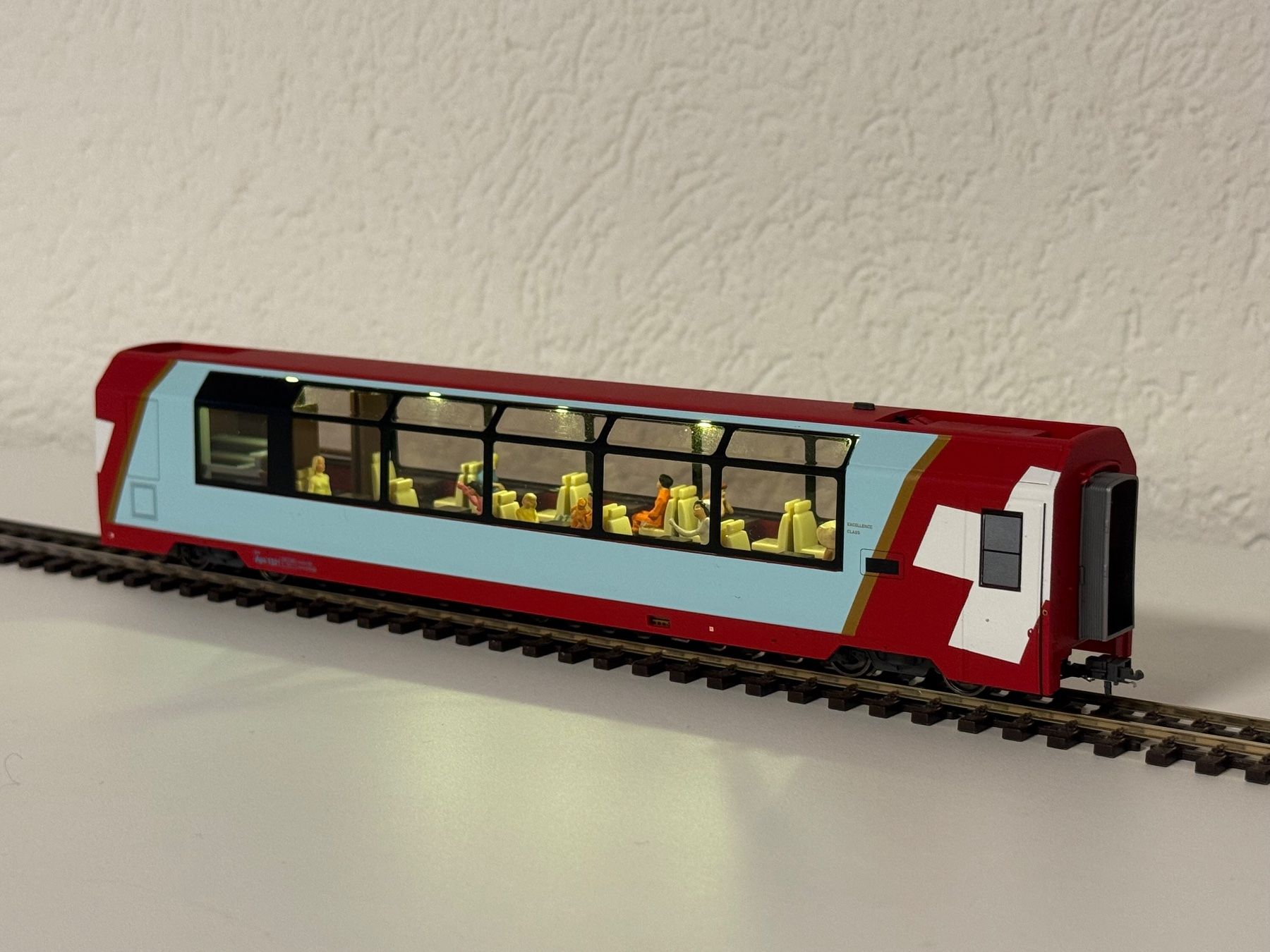 Bemo Modellini di ferrovie: Bemo Glacier Express Komplettzug mit Innenbeleuchtung – Usato da St. Gallen venduto da Modell1zu87 1