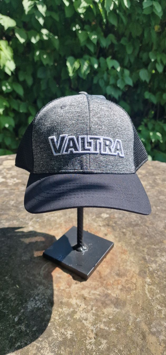 Hüte, Mützen & Caps: Valtra Cap – Neu (gemäss Beschreibung) aus Reinach AG von Stalder-Technik