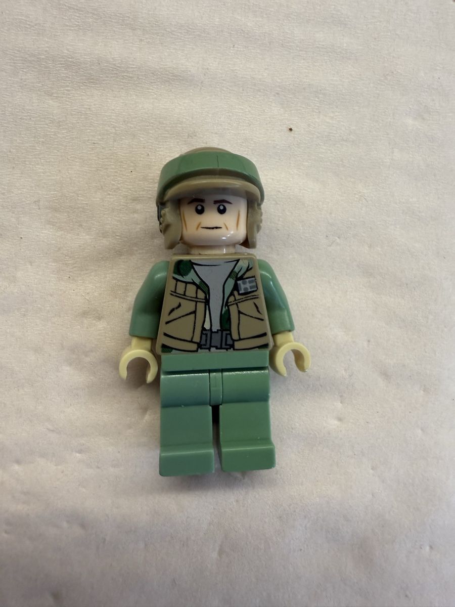 Lego Spielzeuge: 1 Lego Figur Rebel Trooper – Gebraucht aus Rheinfelden von zim_2hqc