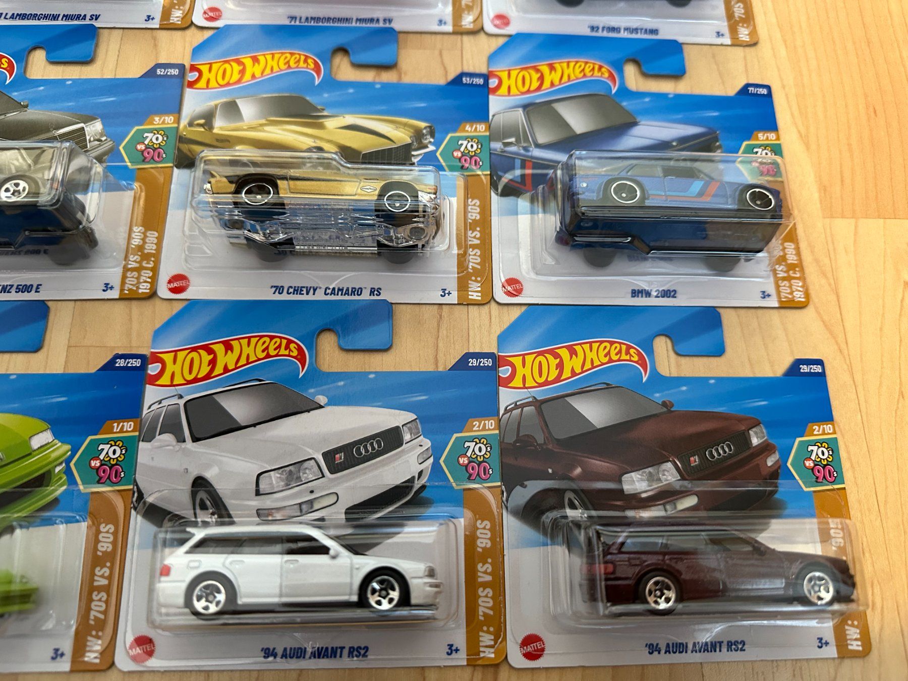 Hot Wheels Modellini d'auto: Hot Wheels - Mini Sammlung - 70's vs 90's – Nuovo (secondo la descrizione) da Mels venduto da FinSz93 2
