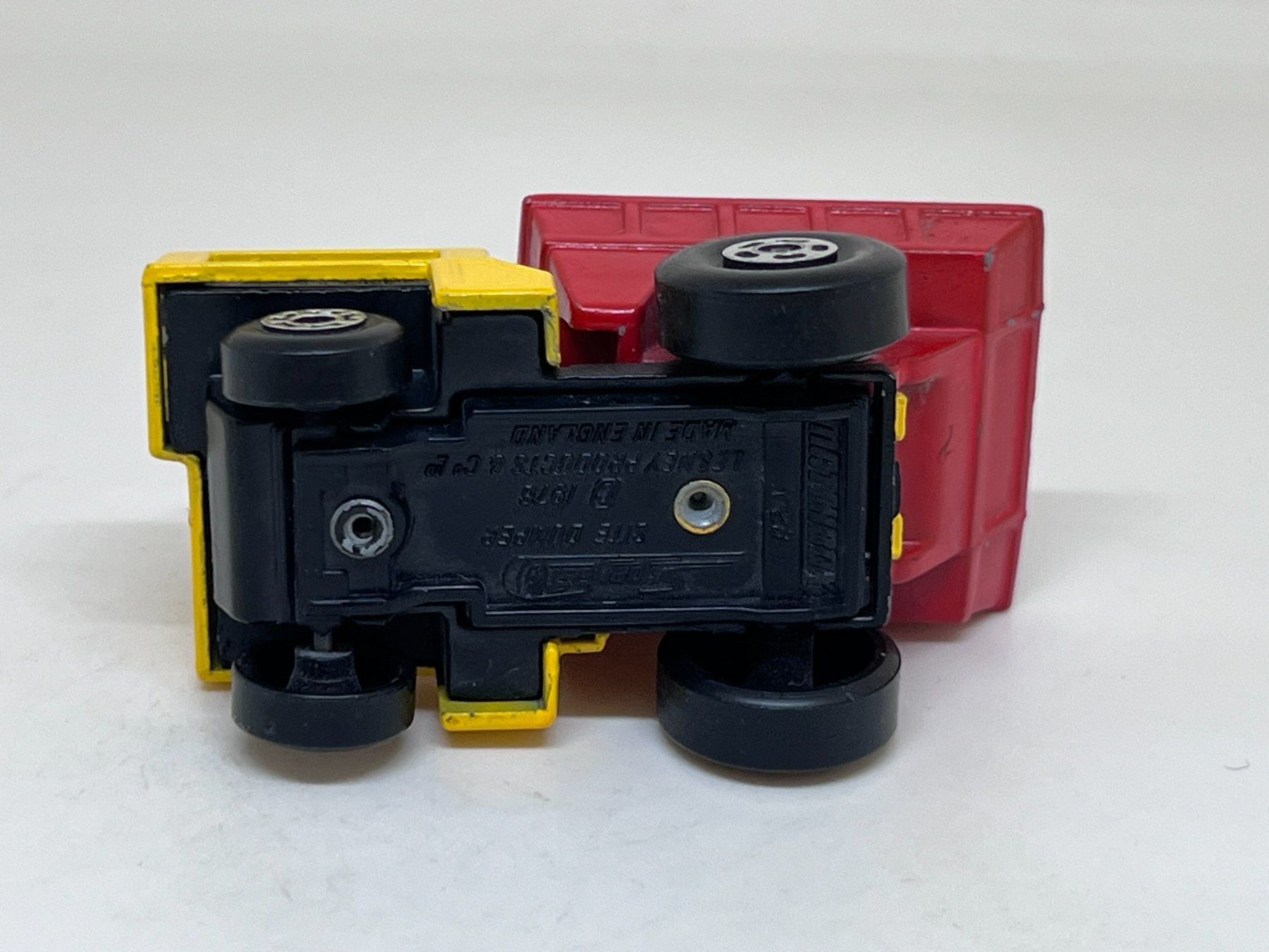 Matchbox Modellini d'auto: Matchbox Site Dumper #267 – Usato da Wildegg venduto da LaaBoutique 3