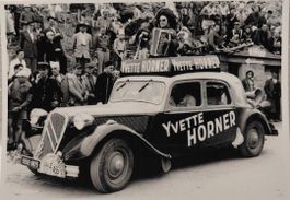 CITROËN Traction "Yvette Horner" - Tour de France 1955