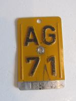 Altes gelbes Mofa Kontrollschild AG 71