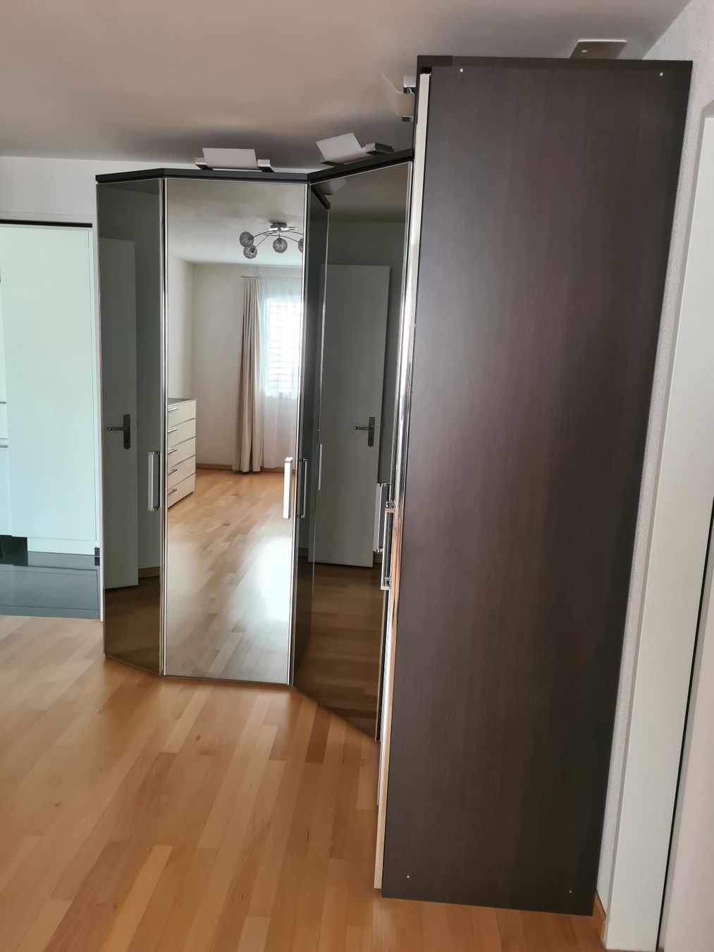Schränke: Eckkleiderschrank Nolte Horizont 6000 – Gebraucht aus Oetwil an der Limmat von Limmi89 1