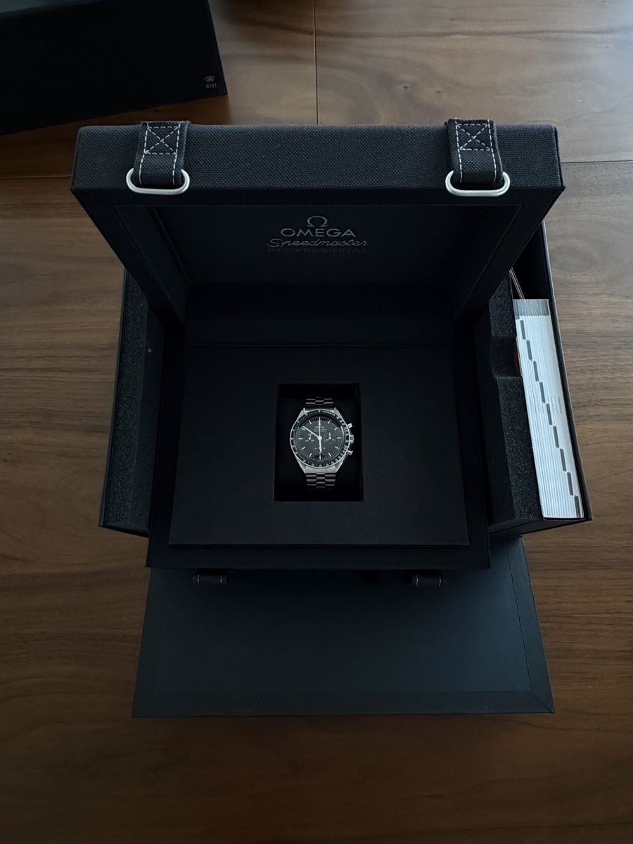 Omega Montres: Omega Speedmaster Moonwatch – Neuf (Voir description) à Jona par jk23.06