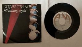 Schallplatte Vinyl Single 7“ / Supertramp it‘s raining again