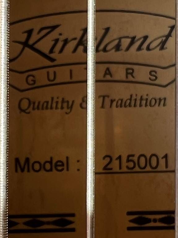 Musikinstrumente: Gitarre Kirkland – Gebraucht aus Zug von pag_2f72 2