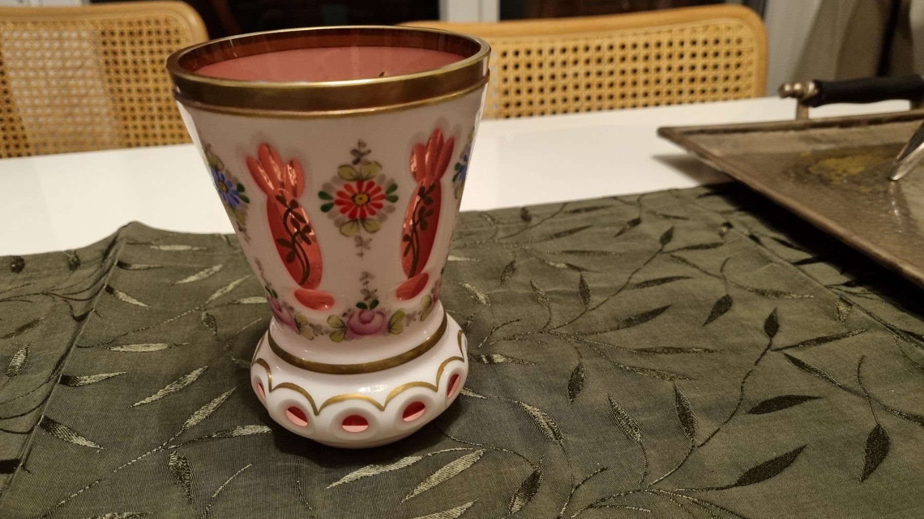Vasen & Gefässe: EDLE POKALGLASVASE MIT BLUMENMALEREI – Gebraucht aus Locarno von ICARO8 2
