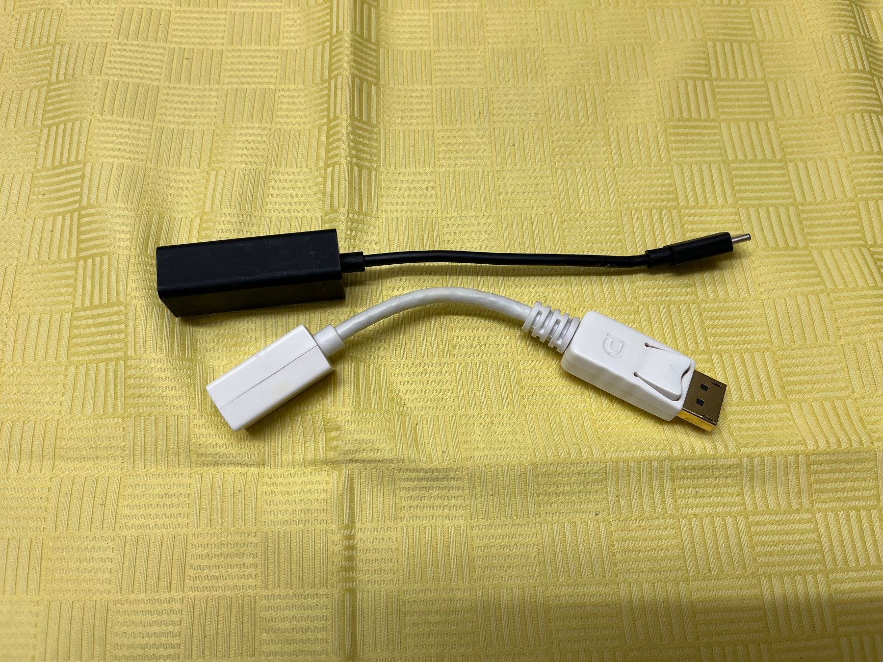 Laufwerke & Adapter: Diverse PC Laptop Adapter – Gebraucht aus Adliswil von Sphinx 6