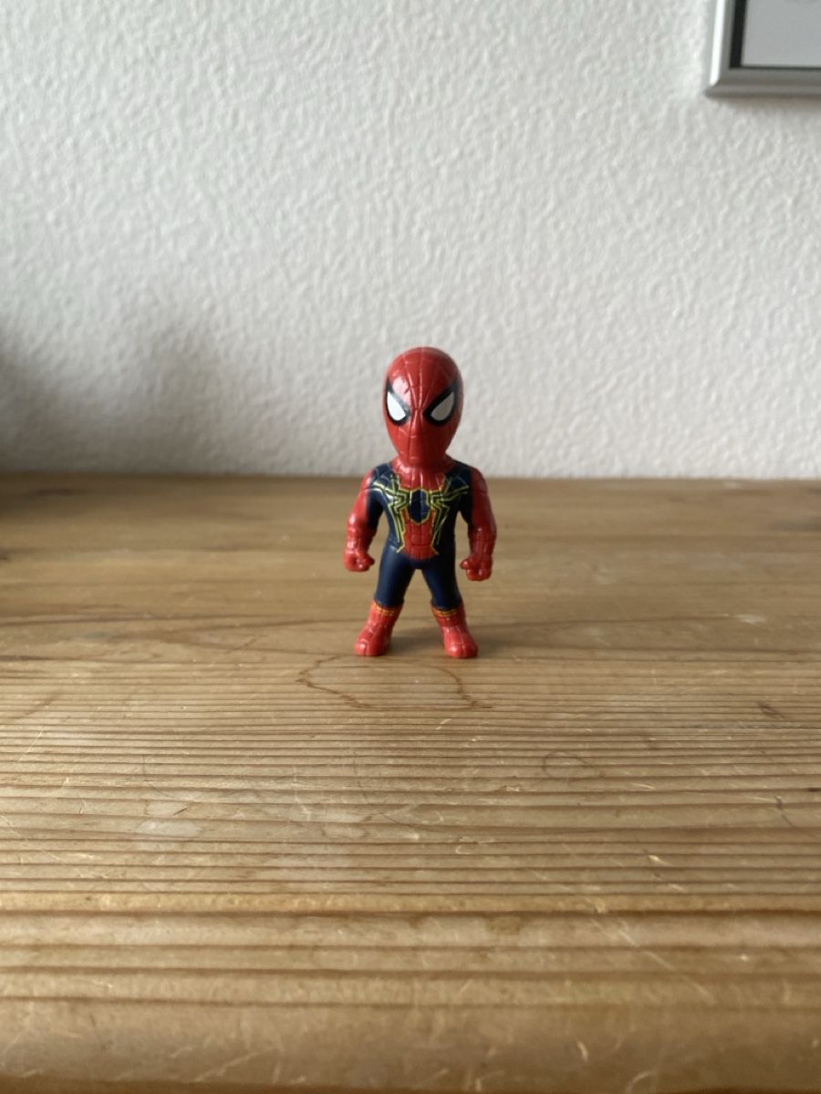 Marvel Statuette: Figurines Avengers – Usato da Bern venduto da Grregv 2