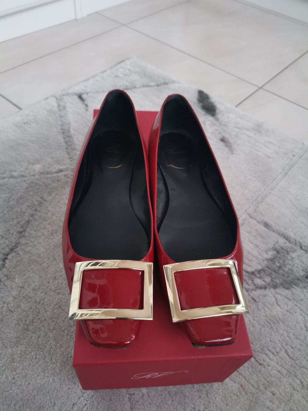 Damenschuhe: Roger Vivier Ballerina 37 – Gebraucht aus Fehraltorf von freeform2020 2