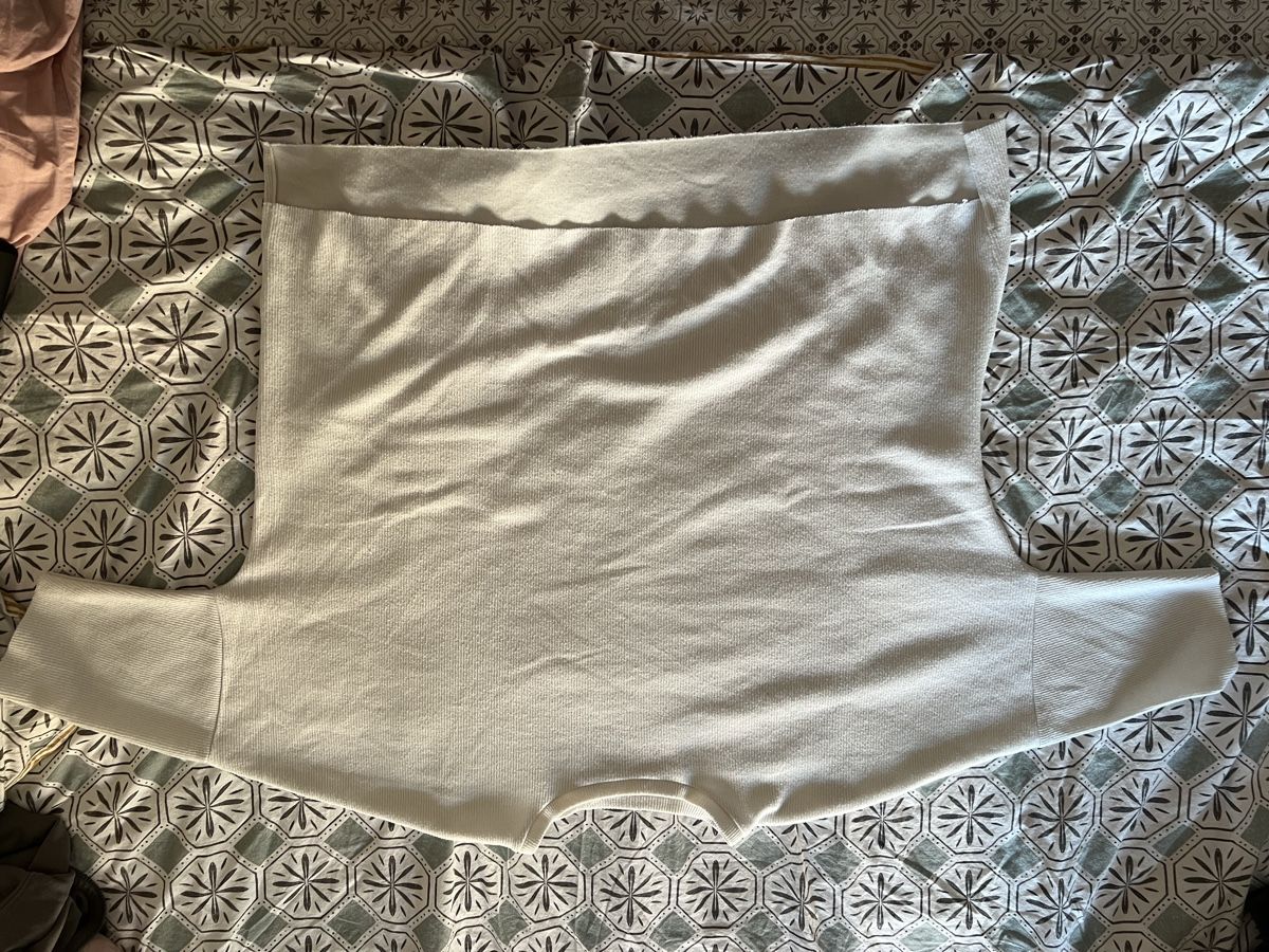 T-shirt: Lot de t-shirt ample  – Usato da Lausanne venduto da Gatorlaligattor 5