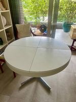 Table de salle à manger modulable