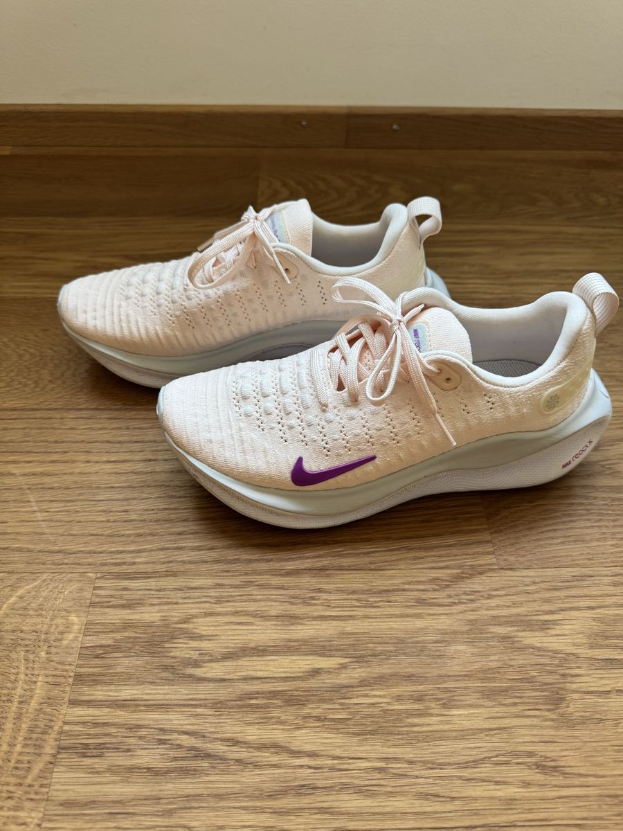 Nike Scarpe da donna: Nike Laufschuhe React Infinity 4 Flyknit 38.5 – Usato da Basel venduto da tanieli 1
