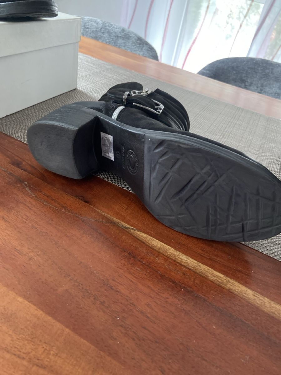 Scarpe da donna: Neue schule gr.41 – Nuovo e nell'imballaggio originale da oensingen venduto da nikiveki 1