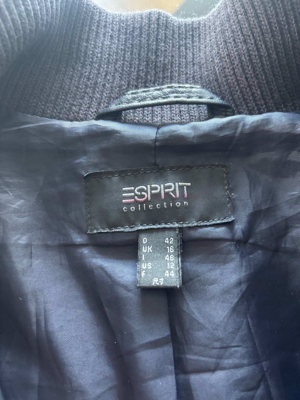 Esprit Jacken: Schwarze Echtlederjacke – Gebraucht aus Winterthur von D_Zel97 6