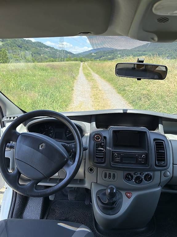 Veicoli da campeggio: Van Renault aménagé – Usato da St-Légier-Chiésaz venduto da SimonULH 1