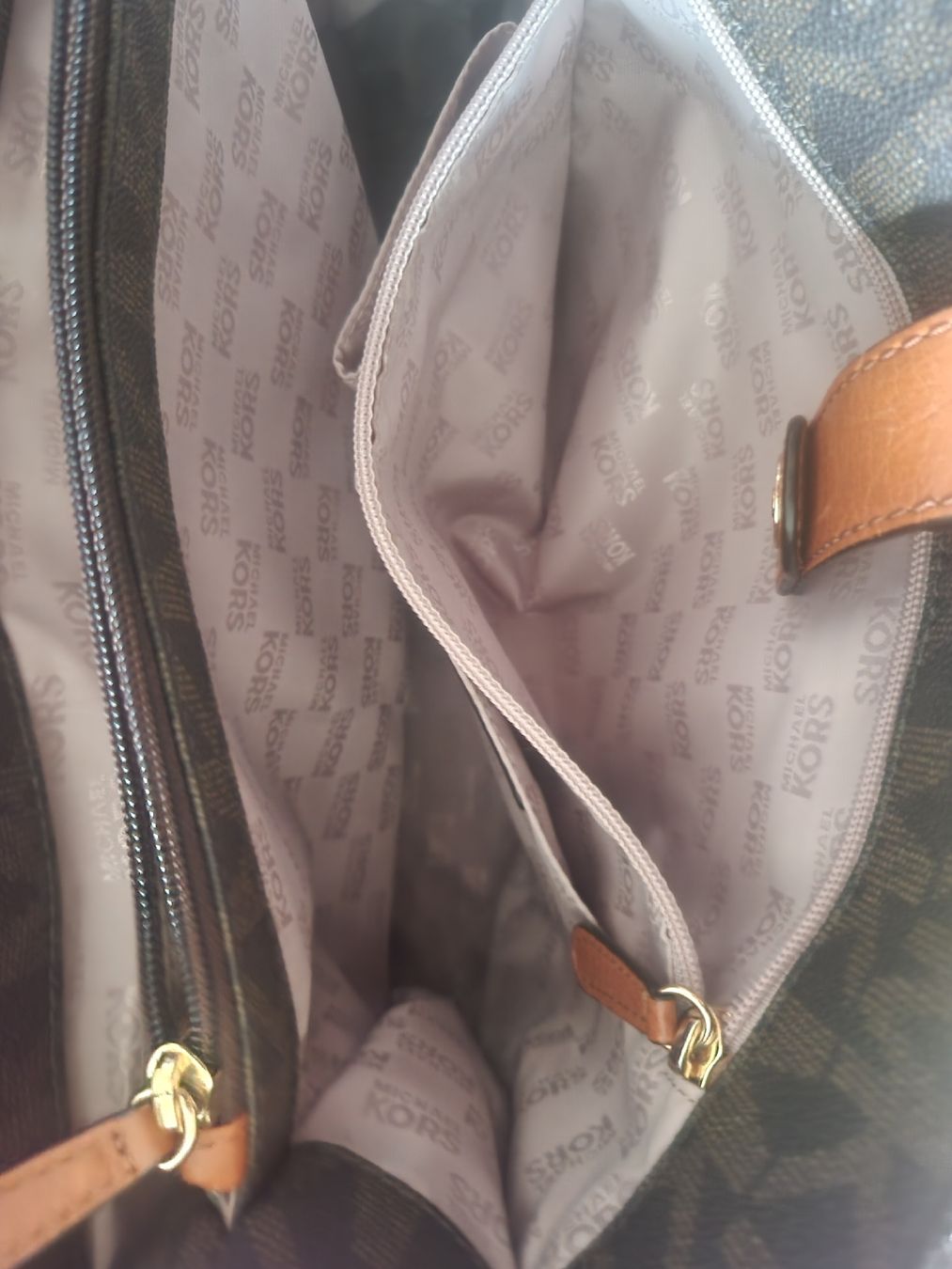Michael Kors Borse: Elegante Michael Kors Tasche – Nuovo (secondo la descrizione) da Berikon venduto da Wiederverwender2024 4