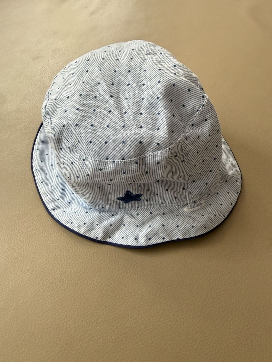 Berretti & Sciarpe: Baby Hat Reversible - light blue and White size 56 – Nuovo (secondo la descrizione) da Diessenhofen venduto da mar_8cyl