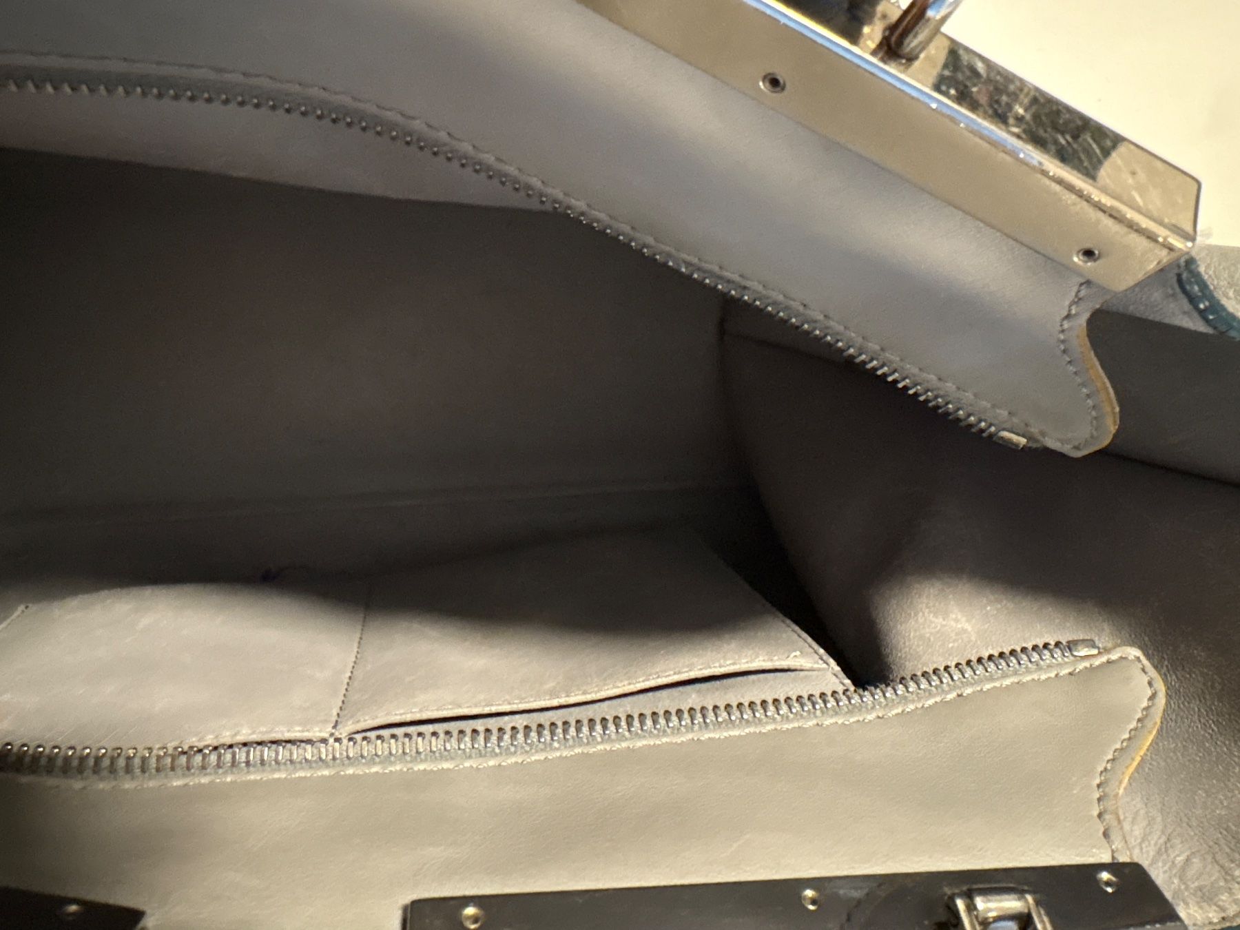 Fendi Taschen für Damen: Fendi Baguette Bag, hellgraues Leder! – Gebraucht aus Mellingen von mus_n5hr 6