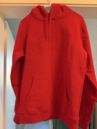 Hoody rot Gr. M  NEU