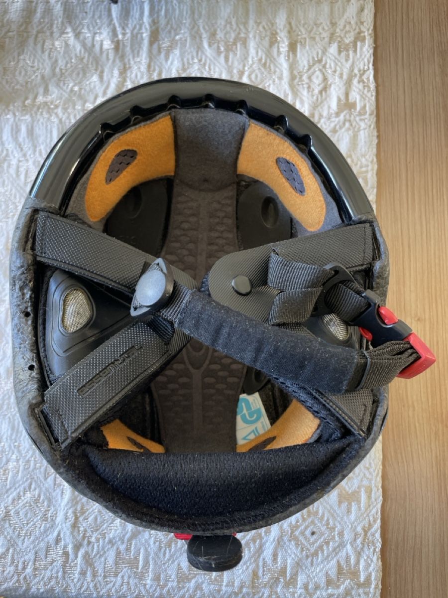 Salomon Caschi: Salomon Skihelm f. Damen, Grösse M – Usato da Zürich venduto da AnjaStauffer 4