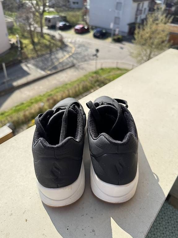 Scarpe da uomo: Sketcher Schuhe (44) – Usato da Zürich venduto da StereoMinus 1
