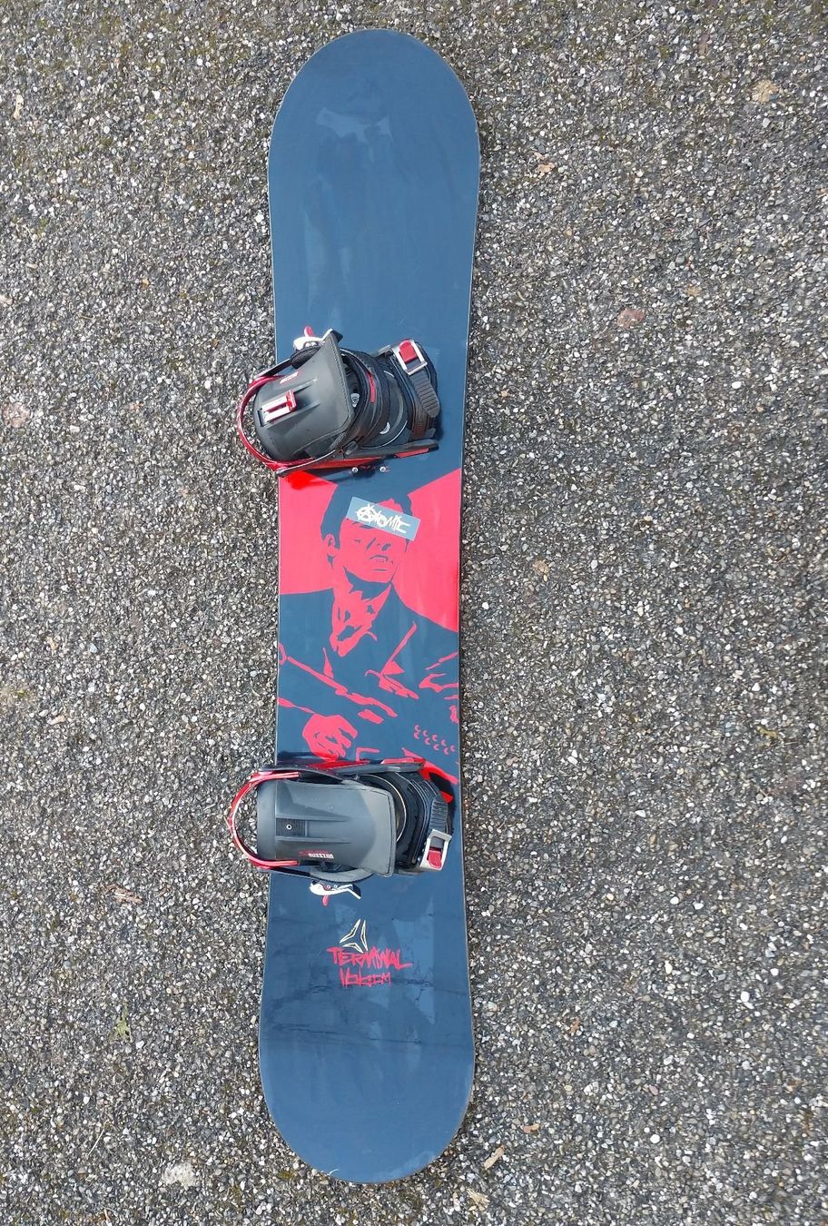 Atomic Board: Atomic Terminal Snowboard 161cm Breit 160 165 Russian Bindun – Usato da Kilchberg venduto da Iniminishort 1