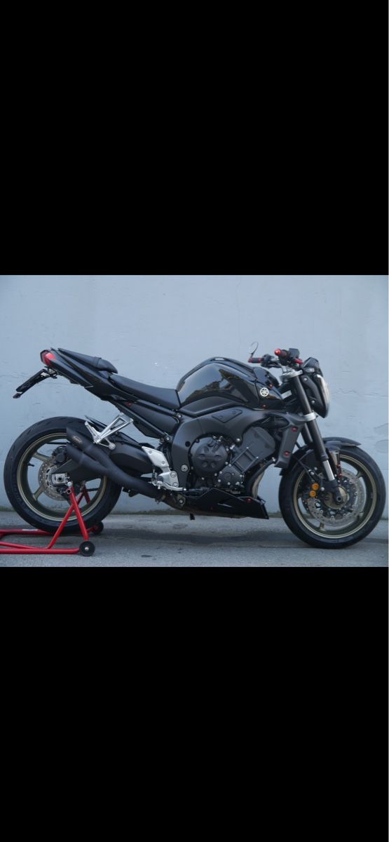 Yamaha Strada: Yamaha FZ1 – Usato da Uzwil venduto da faebi-C 3