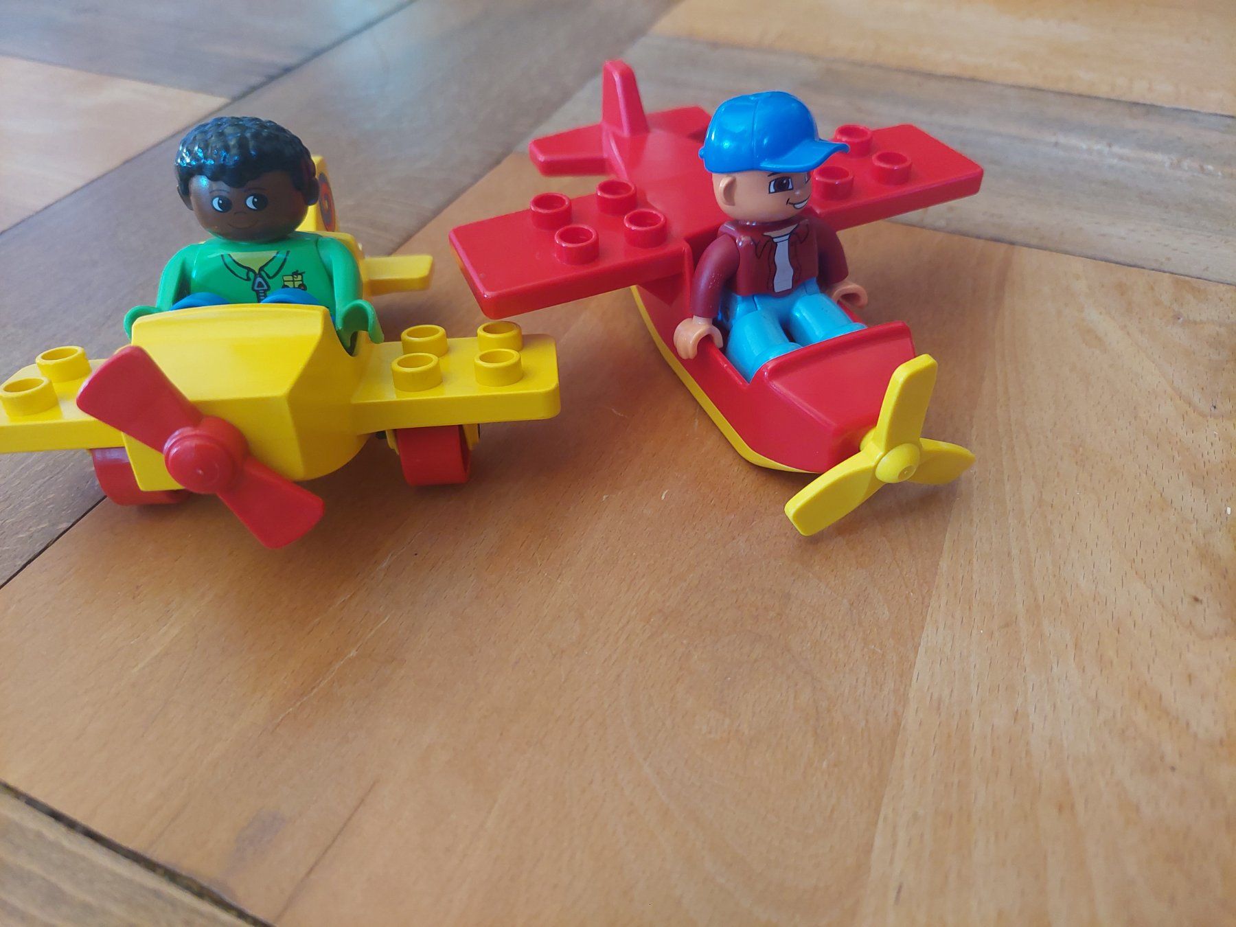 Lego Giocattoli: Lego Duplo 2-er-Set Flieger – Usato da Beckenried venduto da Havacola 1